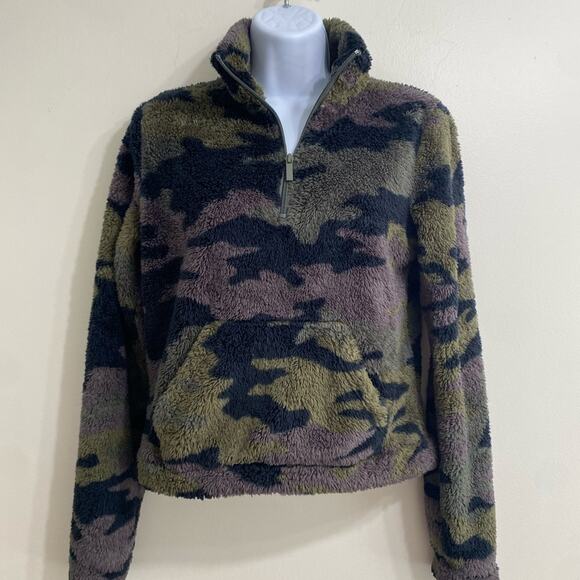 Cozy Aéropostale Small Camo Fleece Pullover – Casual‎ Comfort - Picture 4 of 13